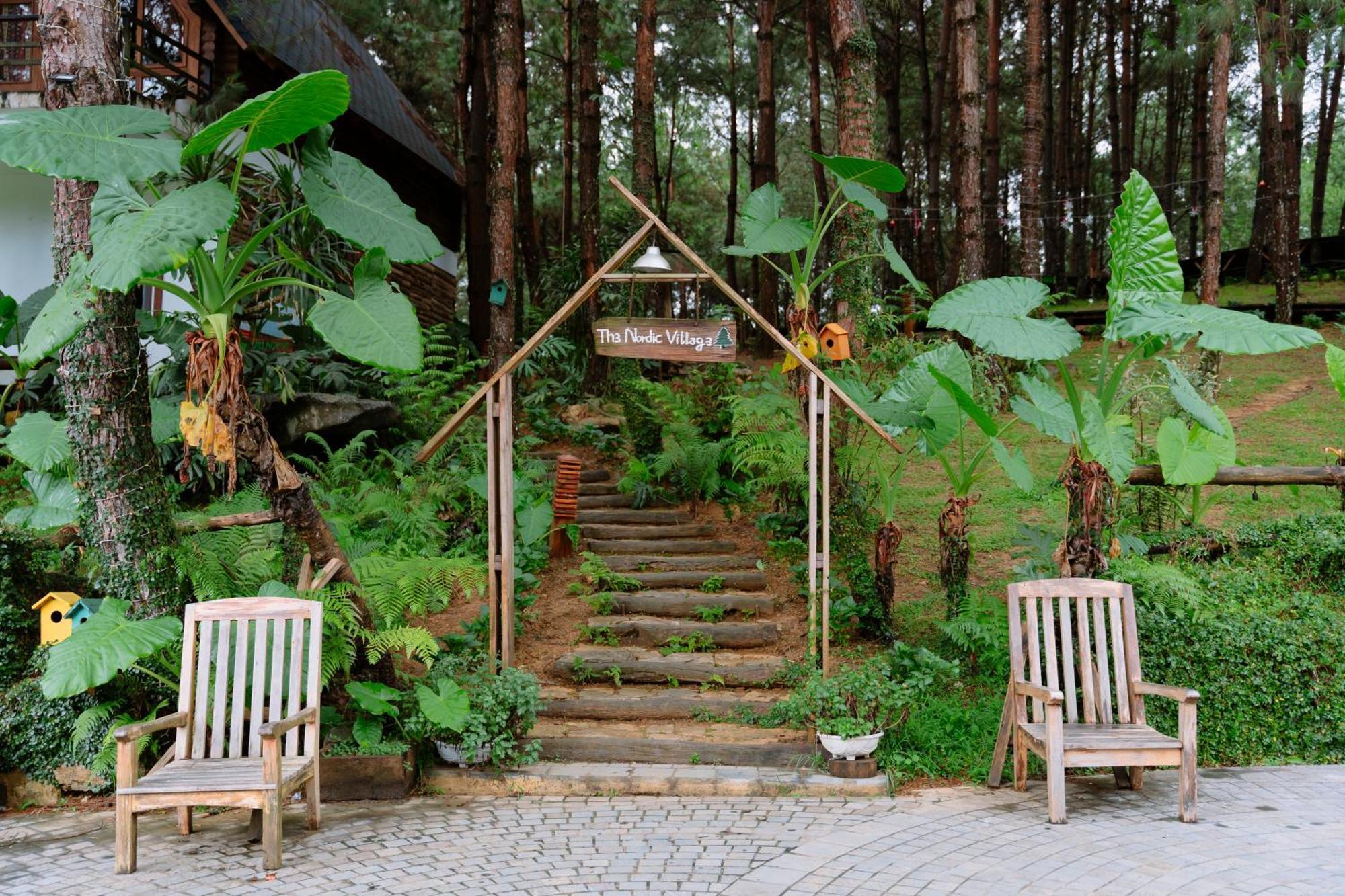 The Nordic Village - Evergreen Retreat Проживание в семье Моктяу